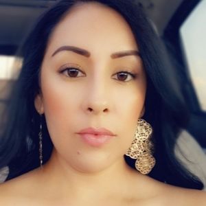 Meet your Posher, Christal